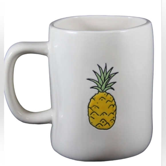 Accents Pineapple Bundlecanvas And Rae Dunn Mug Poshmark